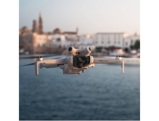 DJI INNOVATION - Drone DJI Mini 4 Pro (DJI RC 2) (GL)