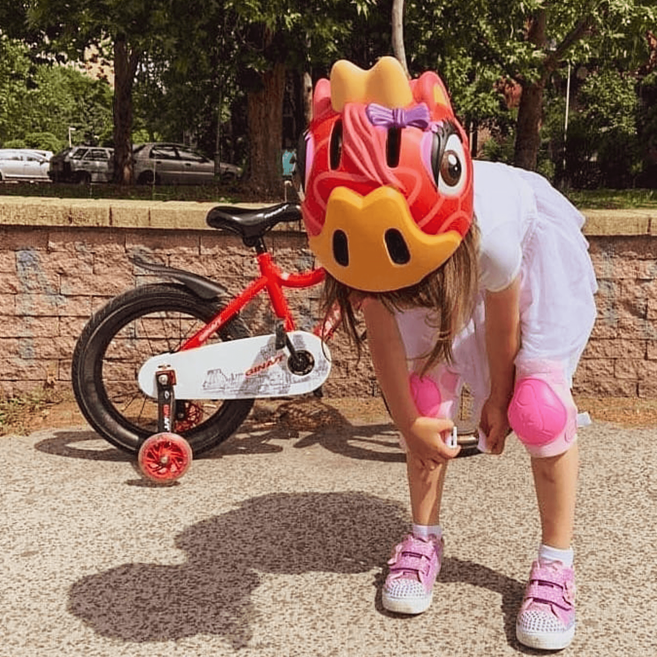 CrazySafety Giraffe Bicycle Helmet - Sykkelhjelmer