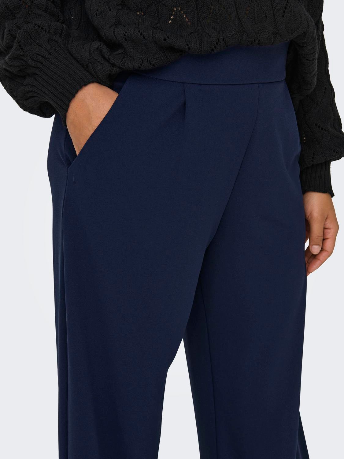 CARSTILLA Normal geschnitten Hose mit weitem Beinschnitt Black Iris