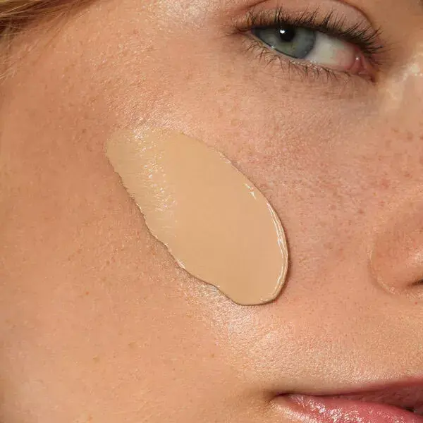 Base Semimate MÁDARA Skinonym com Peptídeos nº 40 Areia 30ml