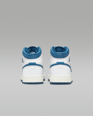 Air Jordan 1 Mid SE Older Kids' Shoes