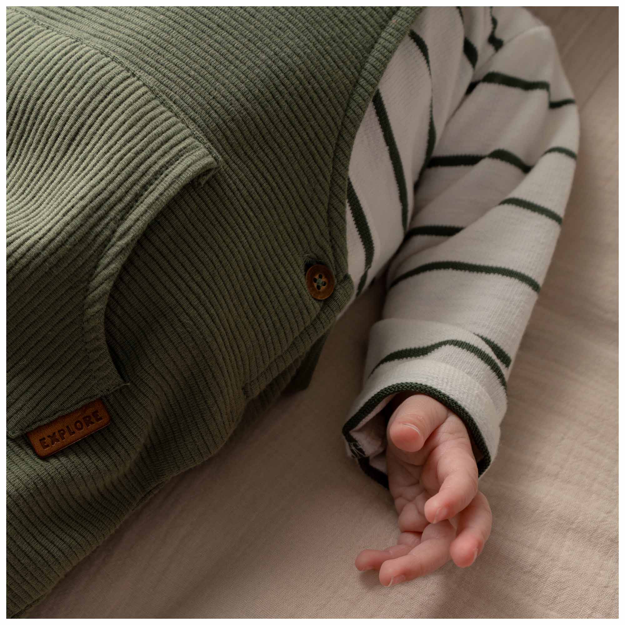 Prénatal baby trui lange mouwen strepen groen
