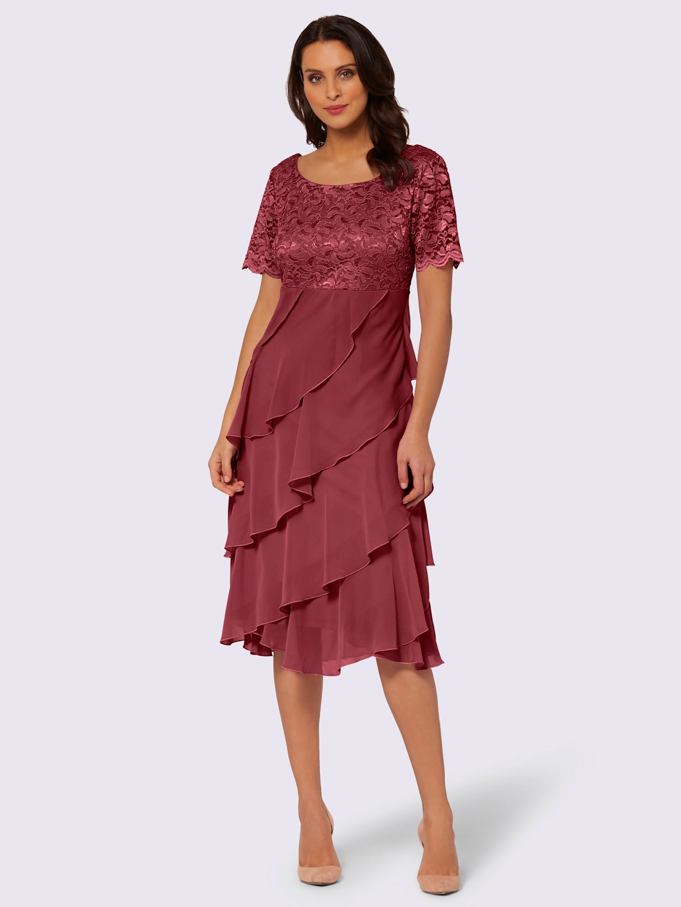Robe en dentelle qualité tissée
