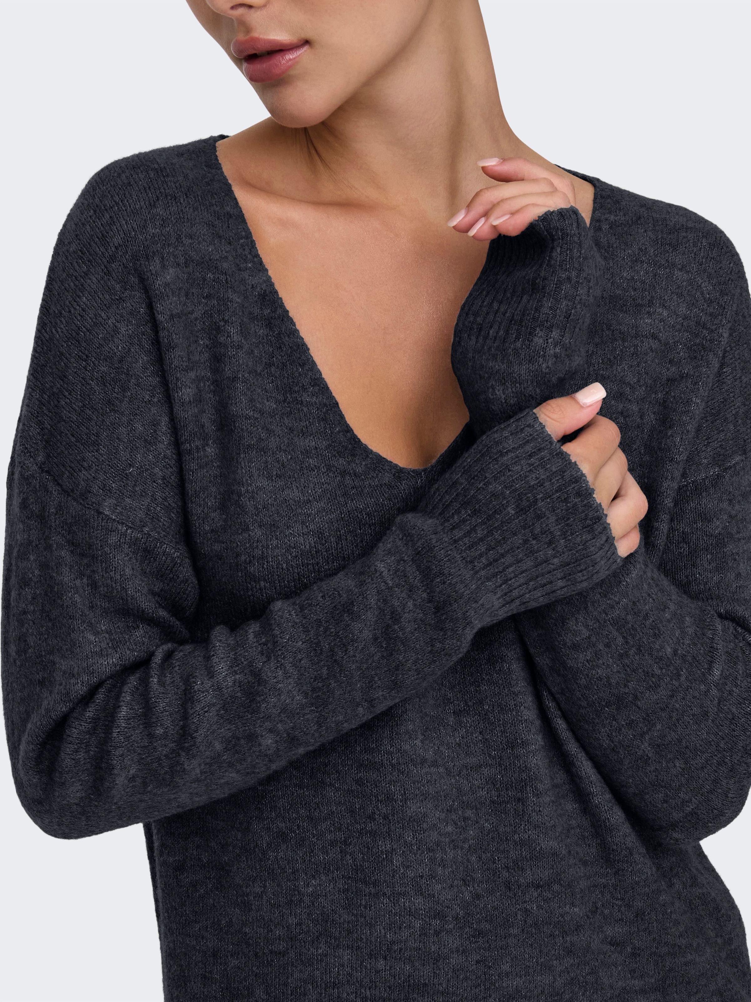 JDY V-Ausschnitt-Pullover »JDYELANORA L/S V-NECK PULLO. KNT NOOS«, mit leicht überschnittenen Schultern