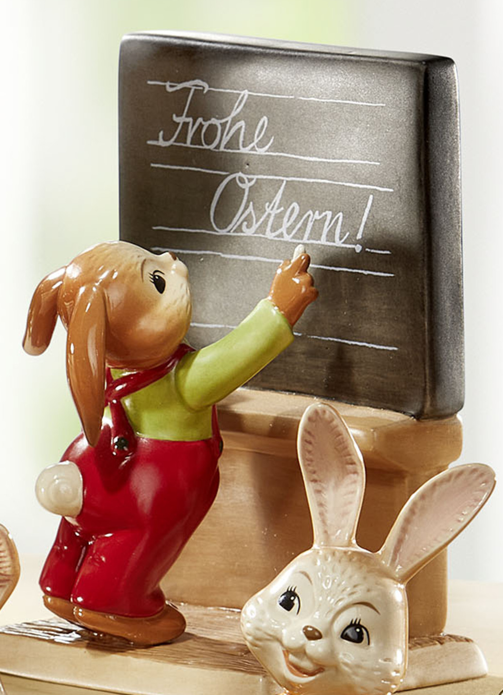 Handgefertigte Hasenschule aus dem Hause Goebel