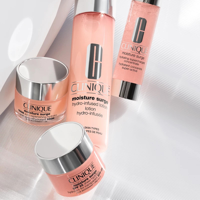 Clinique Moisture Surge Sheer Hydrator SPF 25 - 50 ml