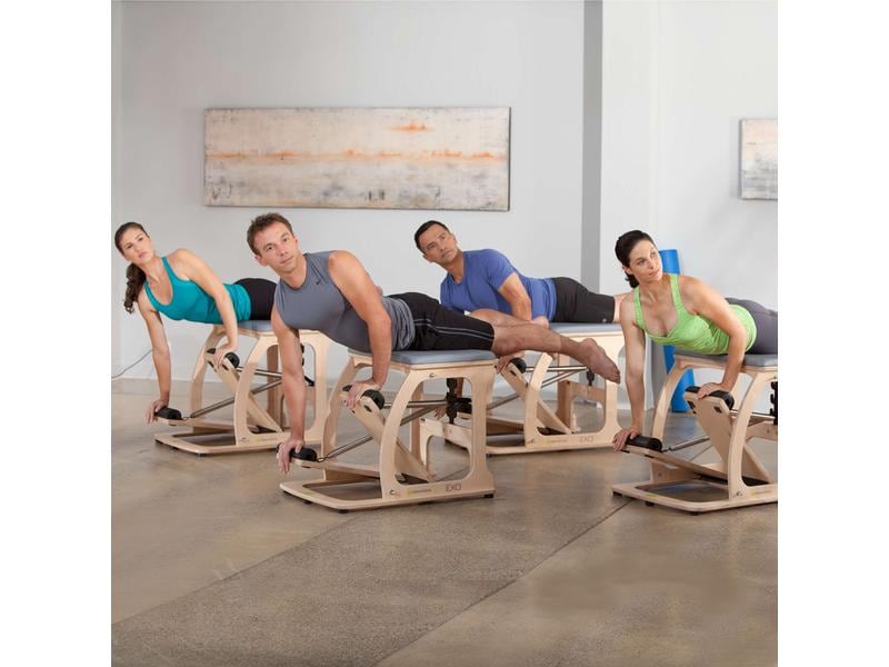 Pilates Chair Exo mit Split Pedal Ideal für ein breiteres Spektrum an Übungen