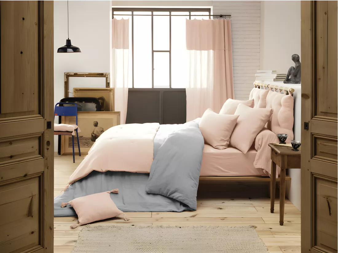 Édredon 150 x 150 cm en gaze de coton rose avec 4 pompons - PEPA