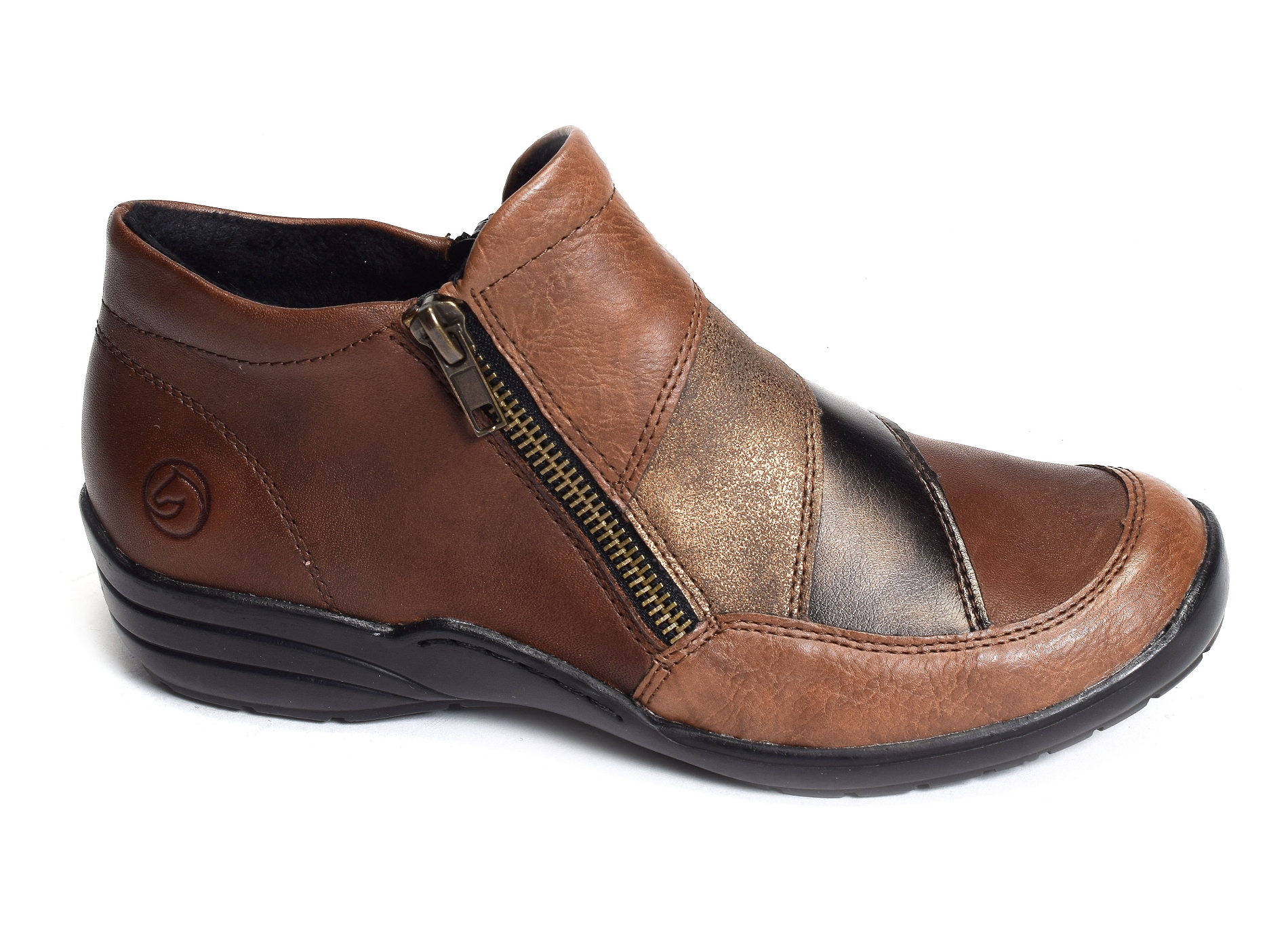 R7678 camel