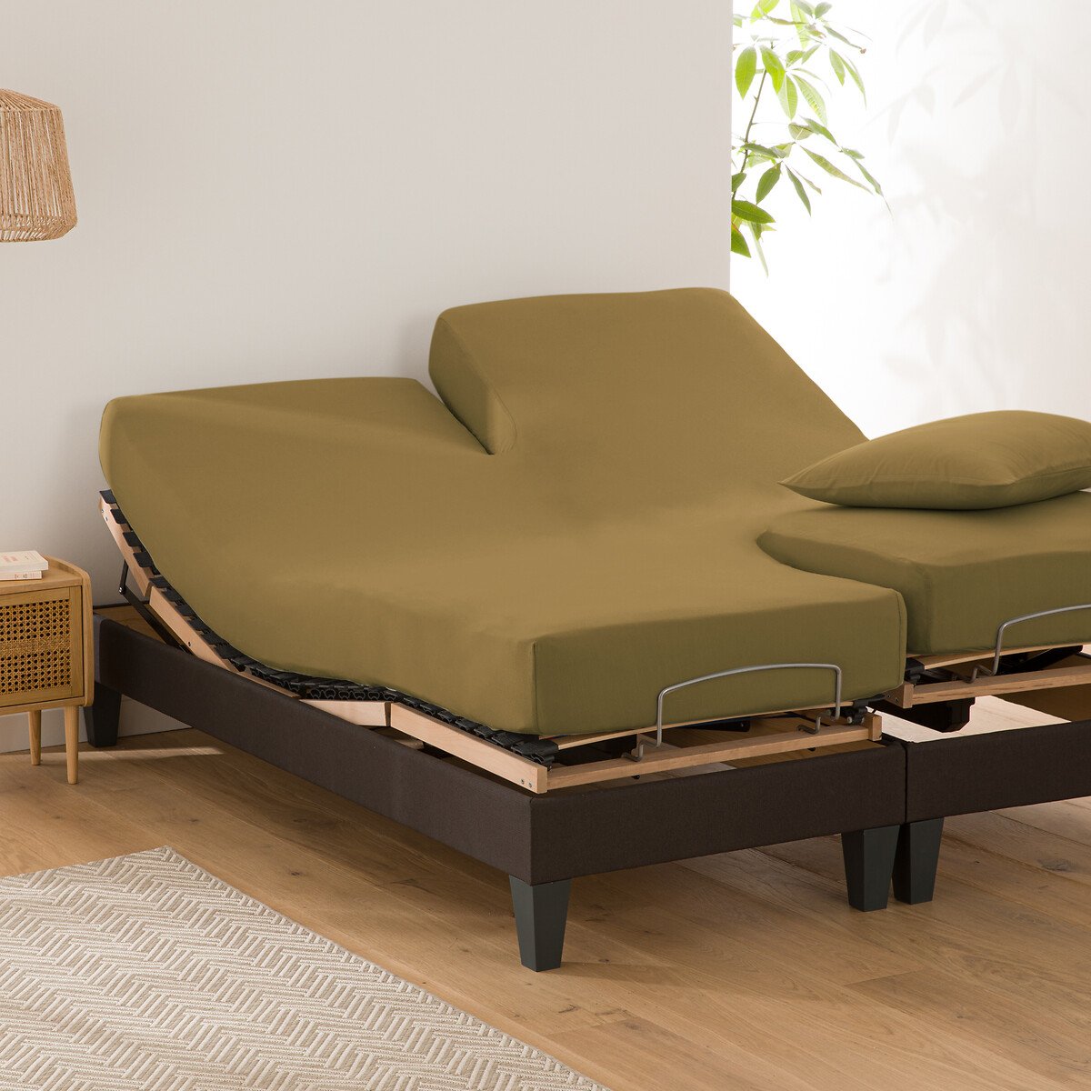 LA REDOUTE INTERIEURS<br>Lençol de baixo liso em algodão orgânico, base de cama ajustável, Scenario