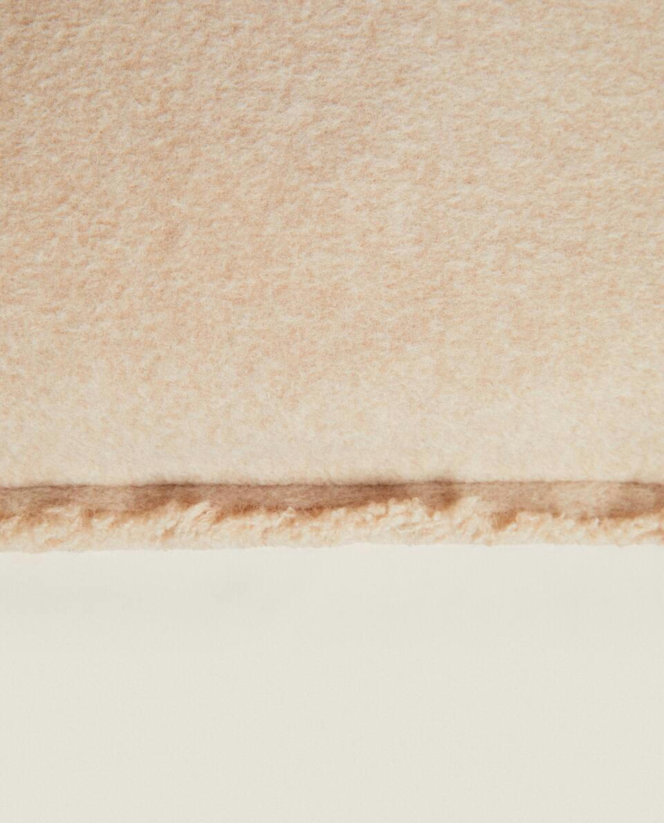 CAPA DE ALMOFADA EM LÃ E SEDA X STUDIO NICHOLSON