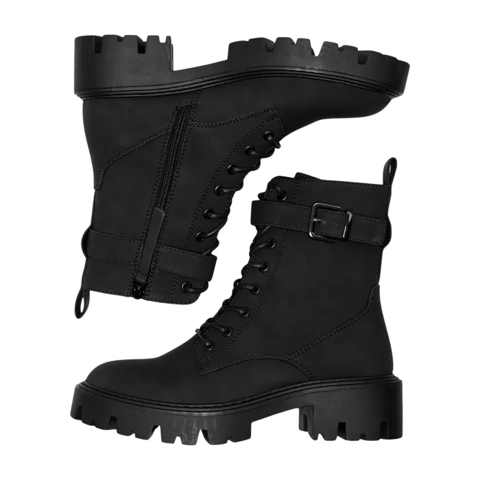 Only Betty Boots Dames