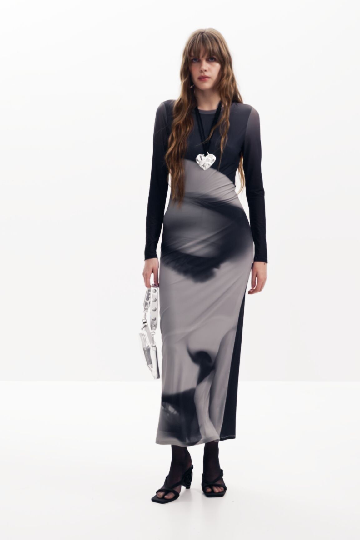 Retrato de vestido longo