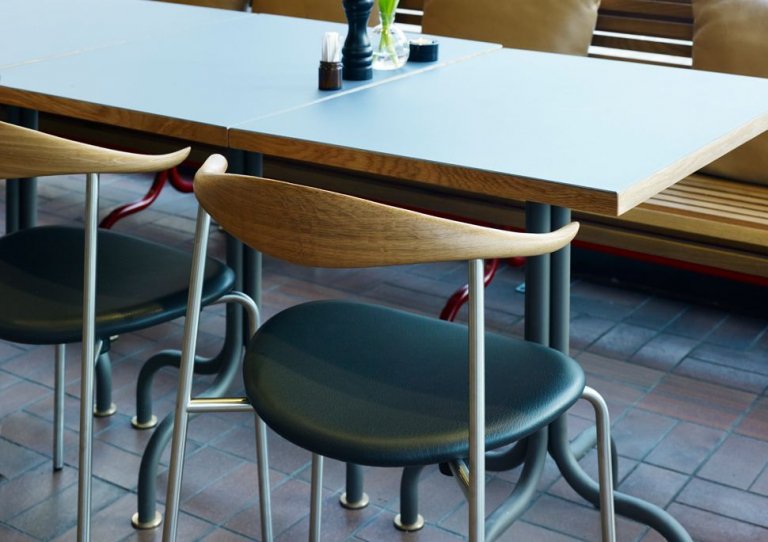 Carl Hansen & Son CH88P stoel stainless steel - wit geolied eiken - Loke 7210 leer