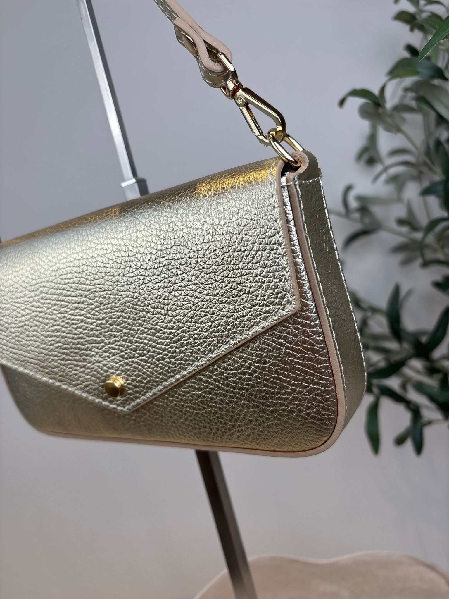 Brandy Handbag - Goud