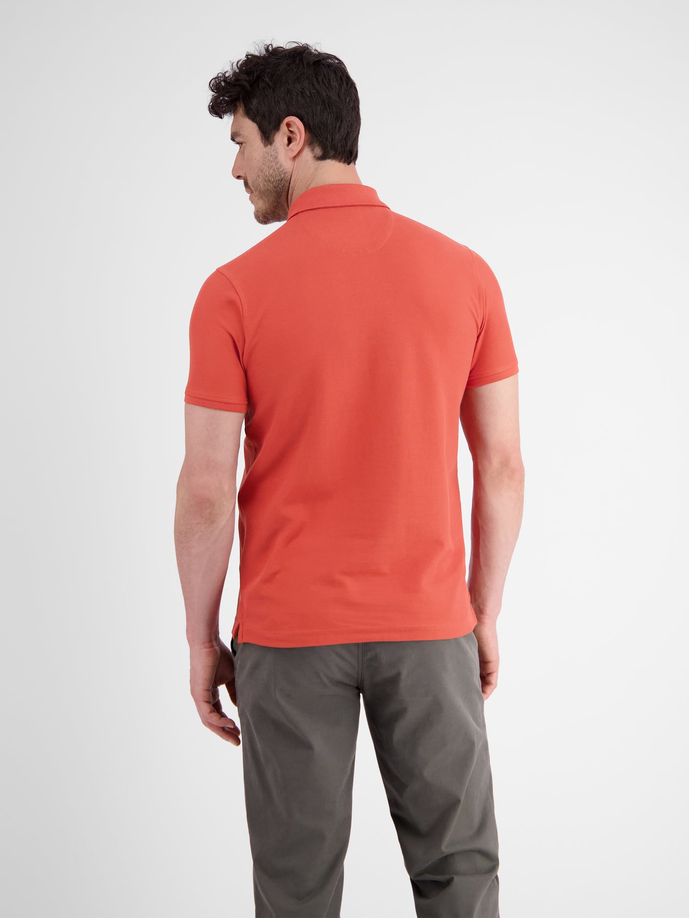 Klassisches Poloshirt für Herren in *Cool & Dry* Piquéqualität
