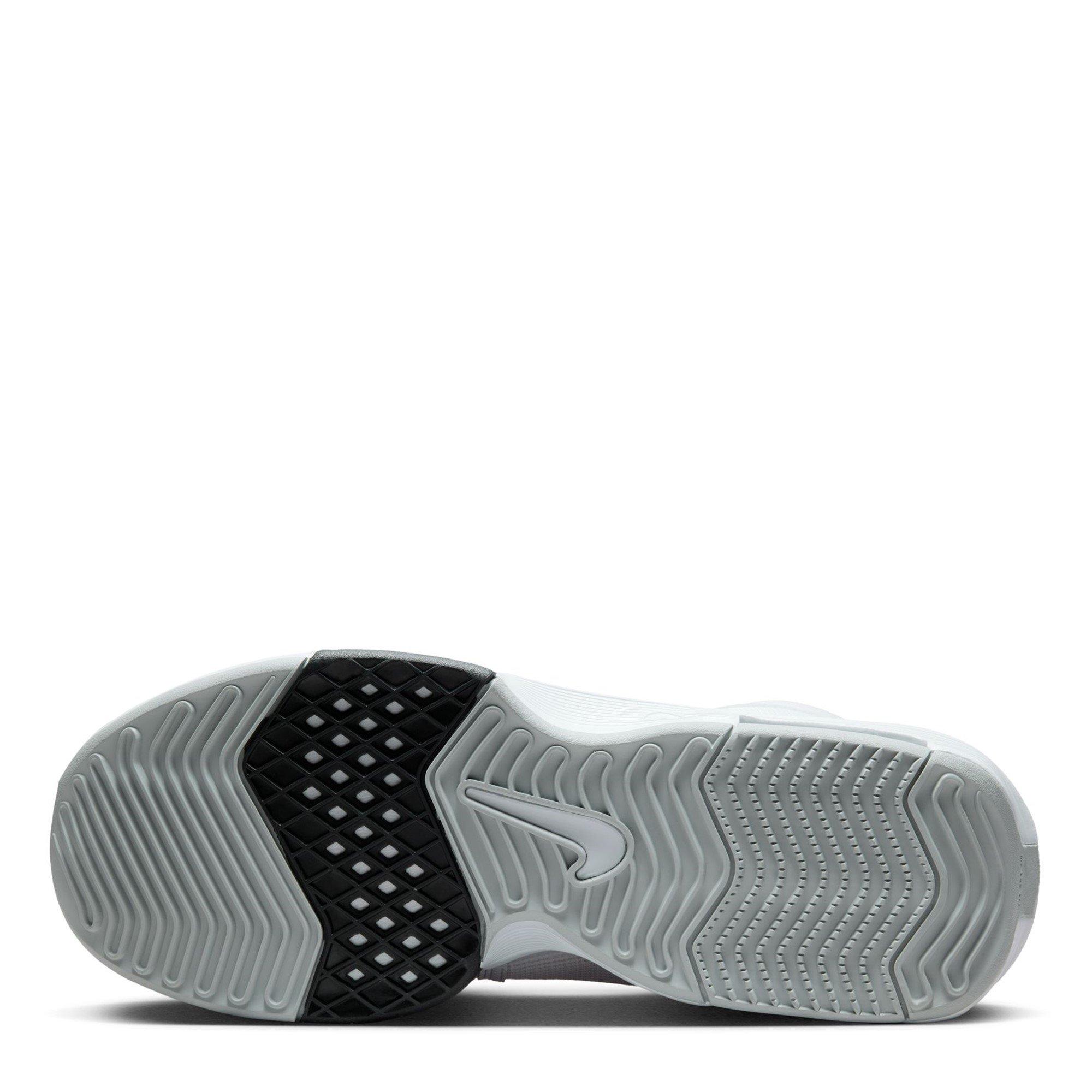 Nike Lebron Witness VIII Basketball Trainers Juniors