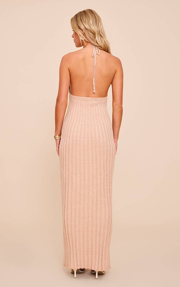 Avoine Robe Longue Fluide Petite Taille En Maille À Encolure Dos-nu
