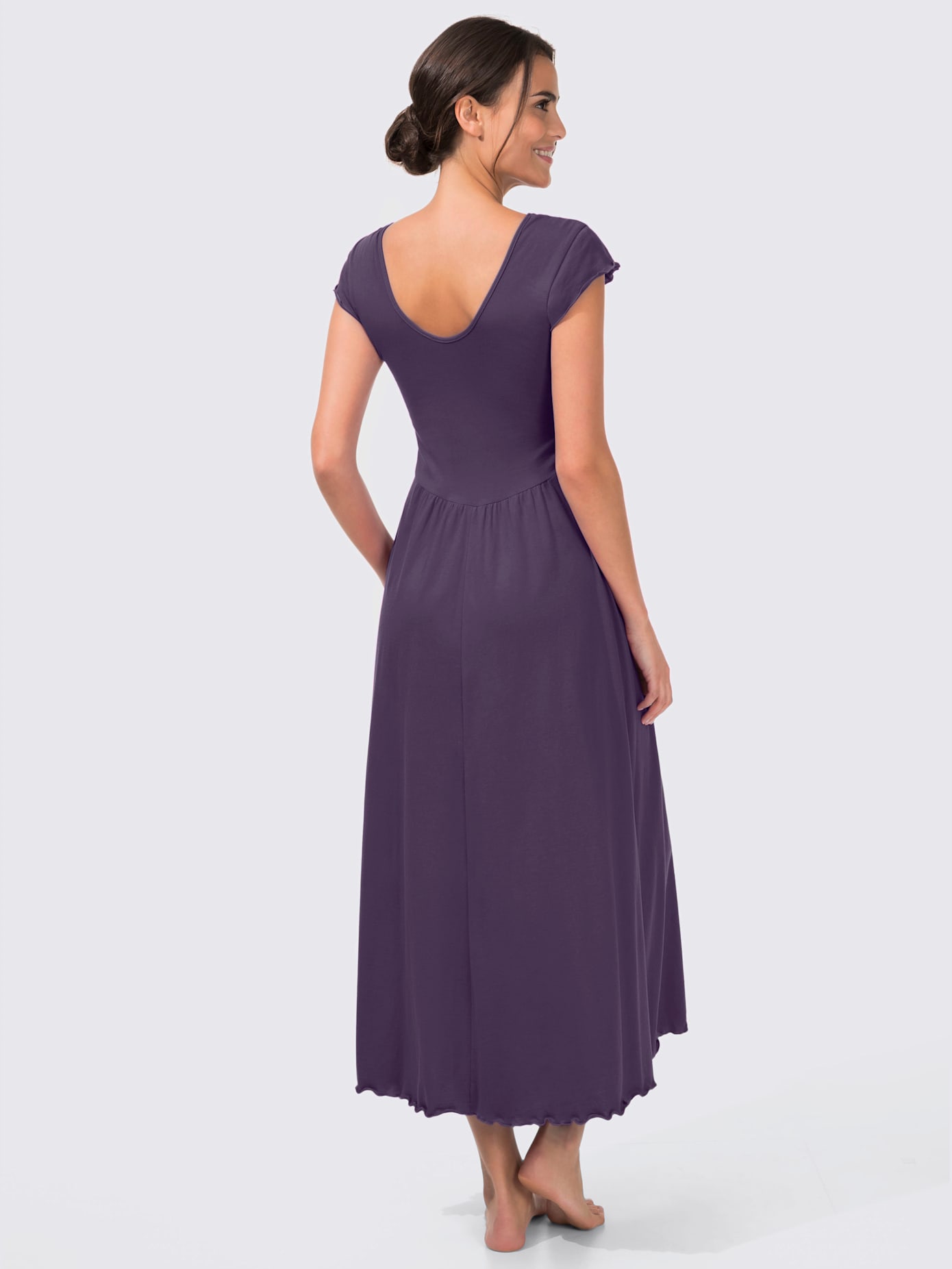 Chemise de nuit femme ornée qualité jersey fin
