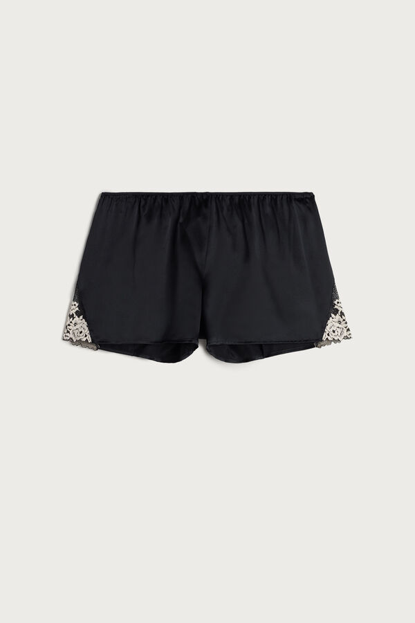 Shorts de seda com lindas flores