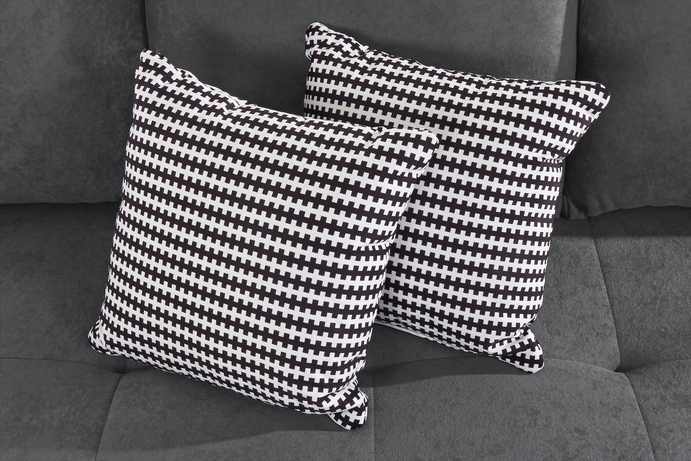 COLLECTION AB Schlafsofa »Bella, B: 241 cm, Liegefl. 142x194 cm« mit Bettfunktion, Bettkasten & 2 Zierkissen, Federkern