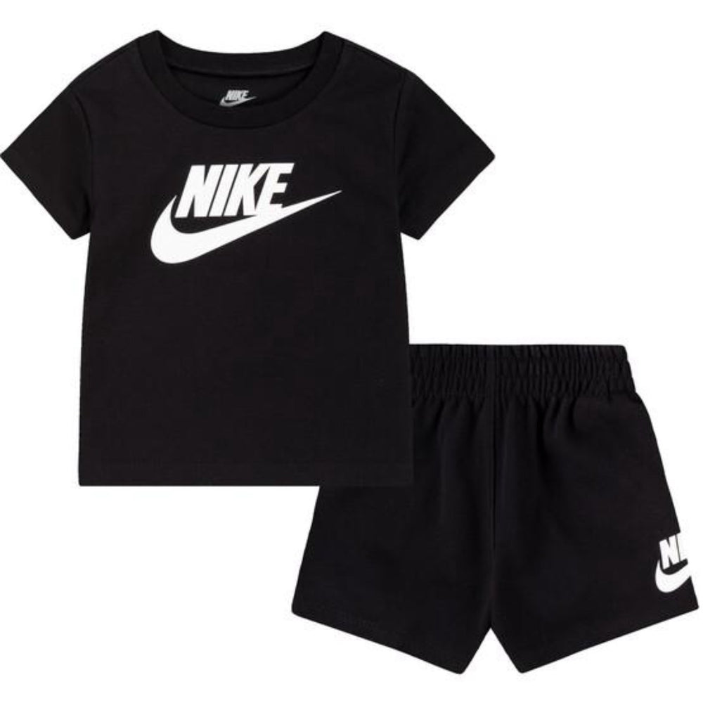 Køb NIKE Black Club T-Shirt & Shorts Sæt
