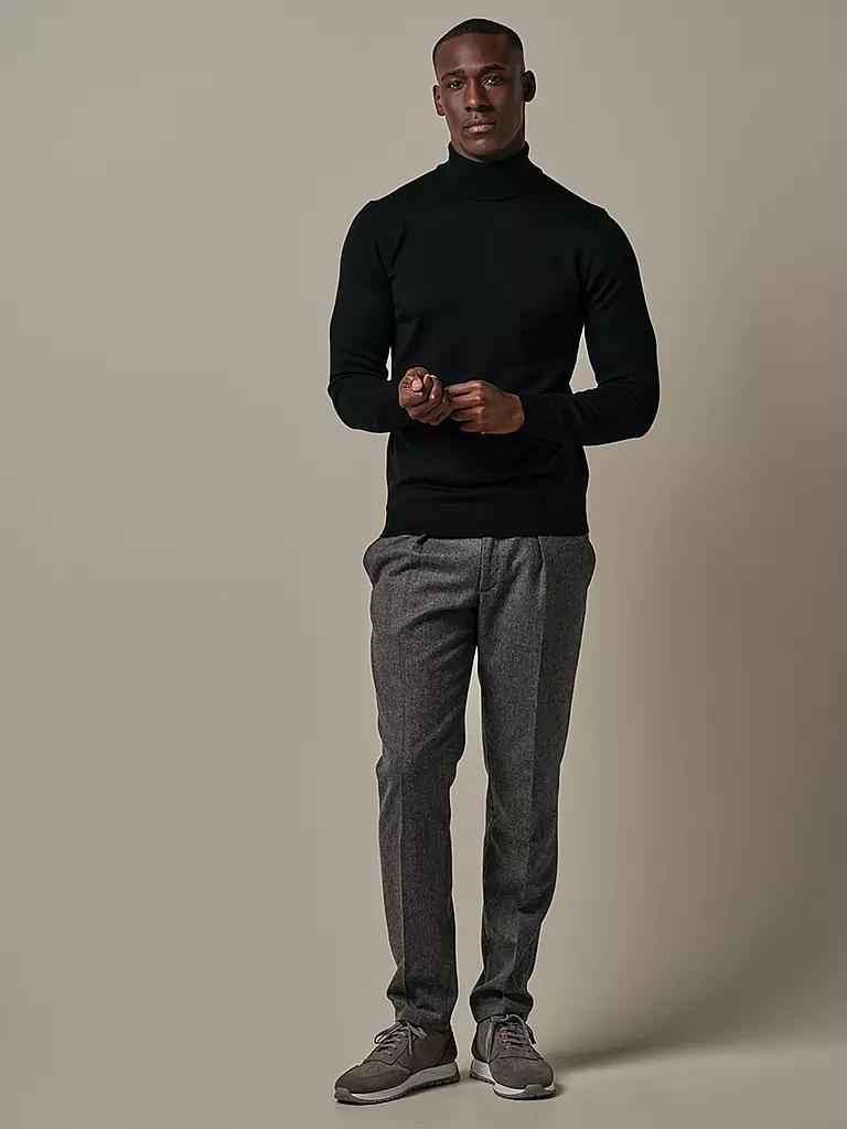 PROFUOMO Rollkragenpullover  schwarz