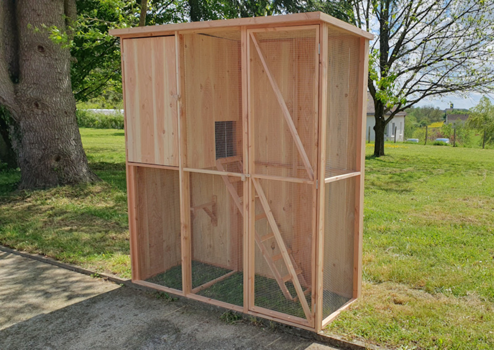 Poulailler urbain douglas avec parc, habitat, échelle et 2 perchoirs 183x90x201,5 cm pour 6 à 8 poules