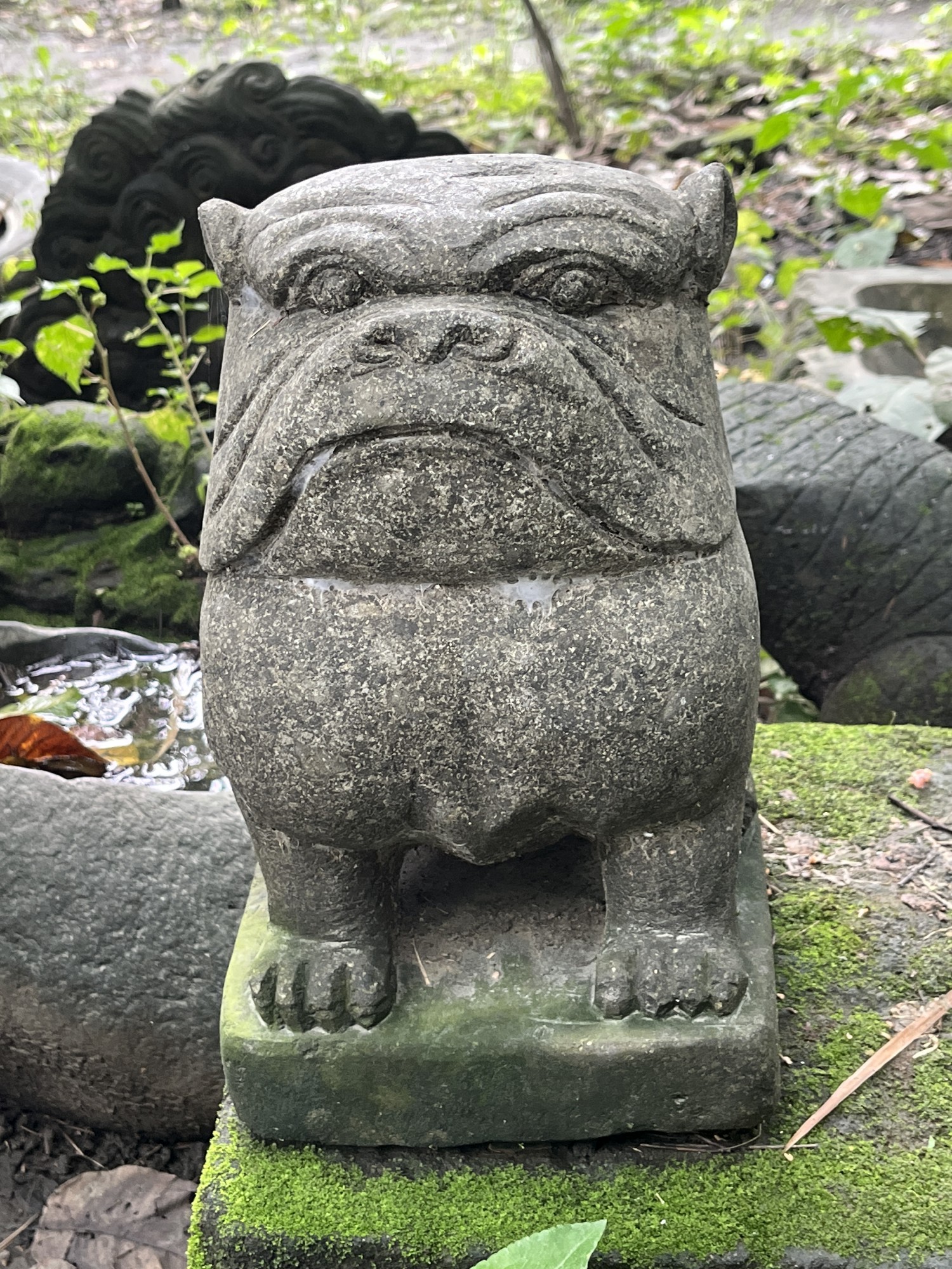 Naturstein 'Bulldogge', B 28 cm, T 21 cm, H 30 cm günstig bestellen