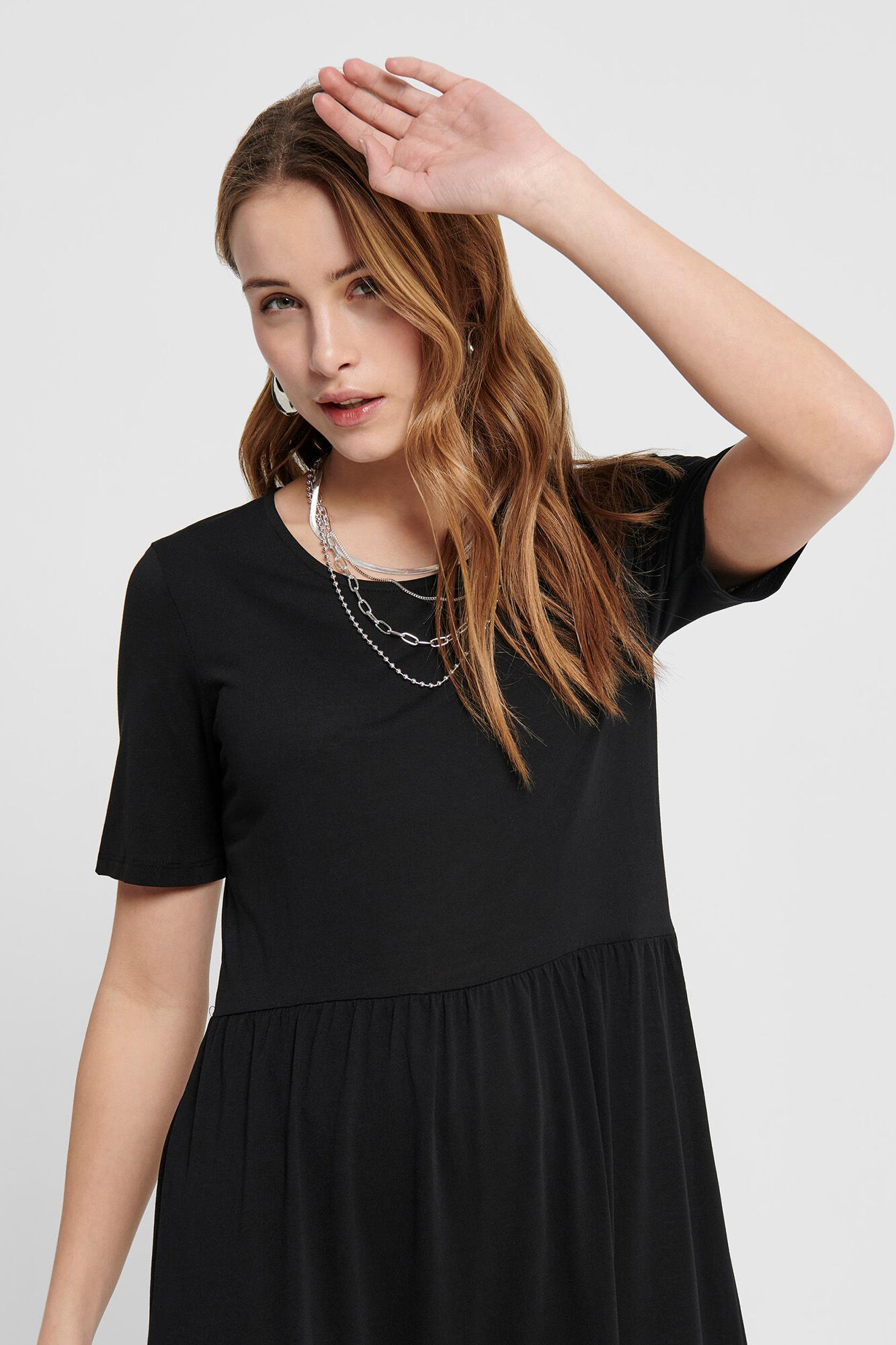 Vestido midi de manga curta