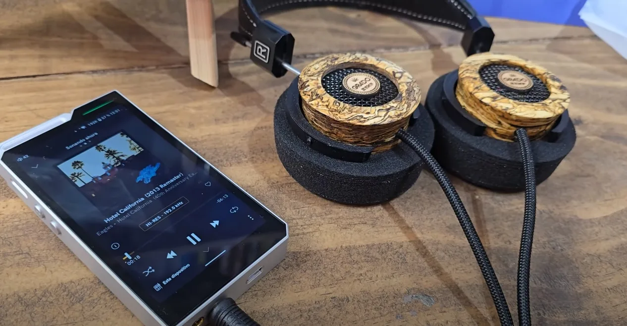 Hiby R4 Silver Baladeurs audiophiles
