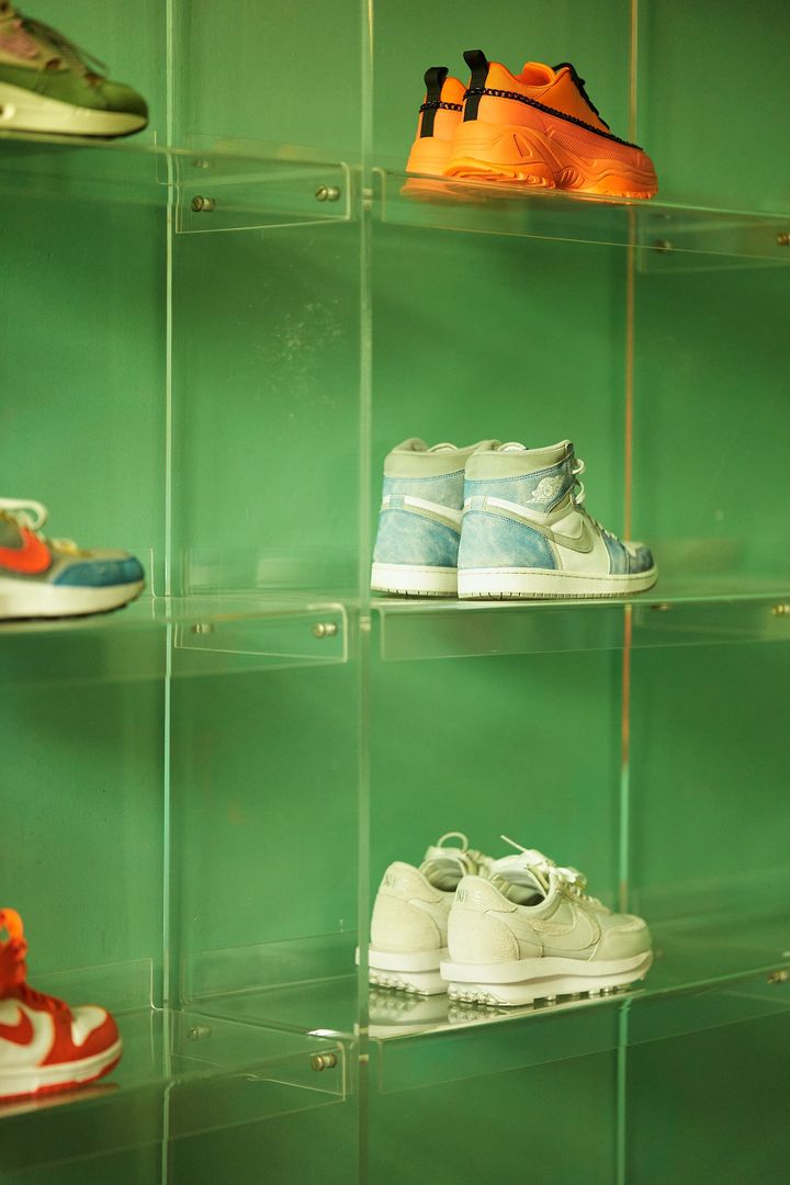 HKLIVING   Acrylic 240 Vakkenkast