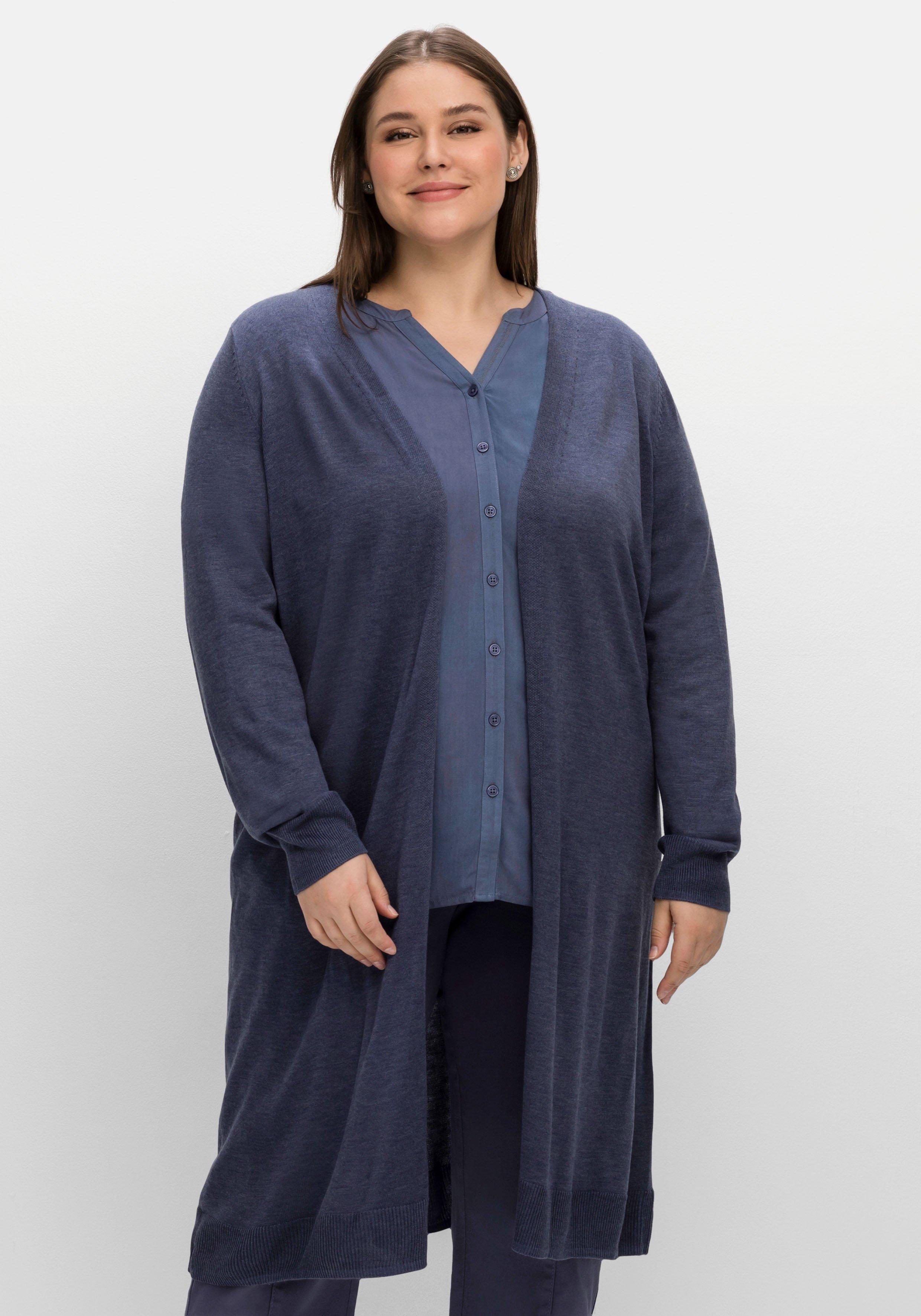 Longstrickjacke mit kleiner Stickerei am Ärmel