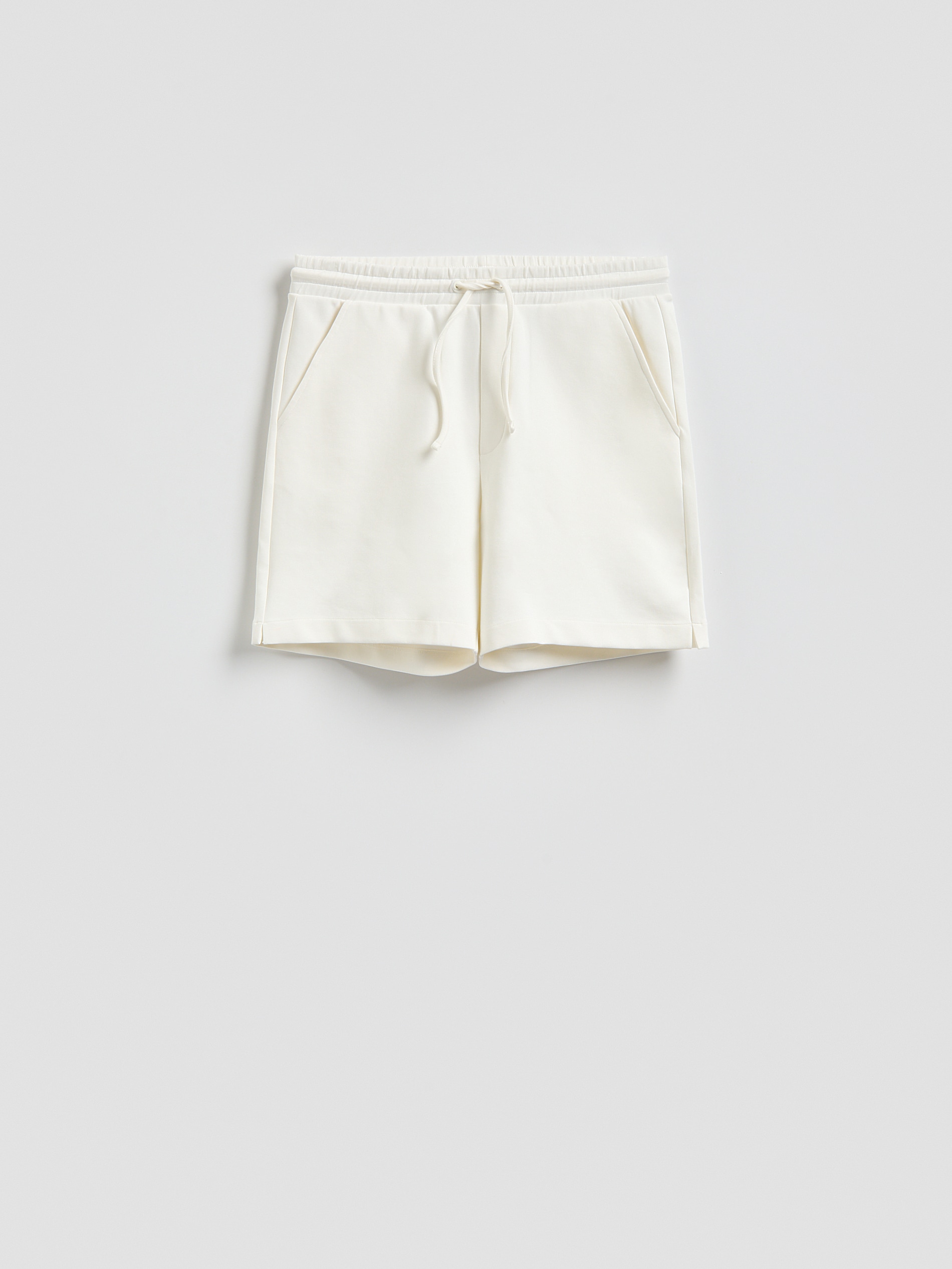 Shorts im Comfort-Fit