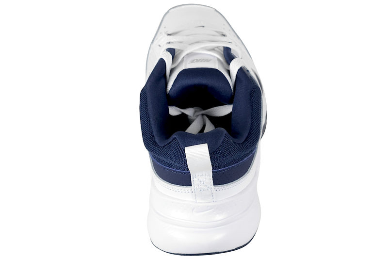 NIKE DEFYALLDAY SNEAKERS I HVIDT PU