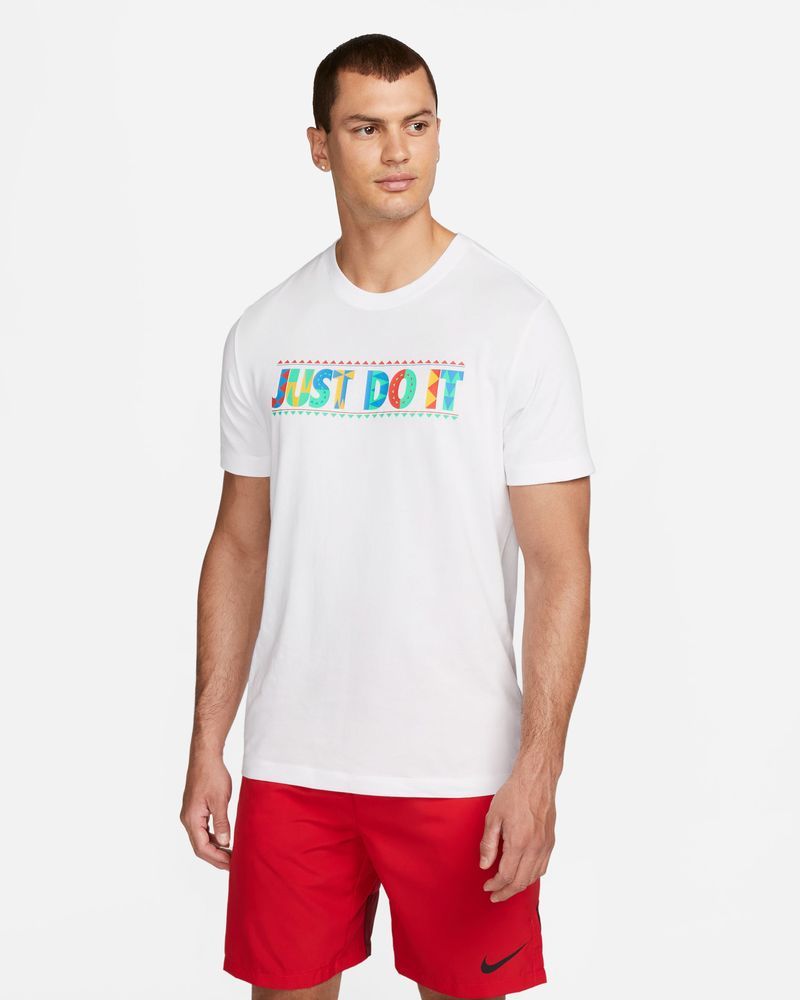 T-shirt de training Nike Dri-FIT pour homme