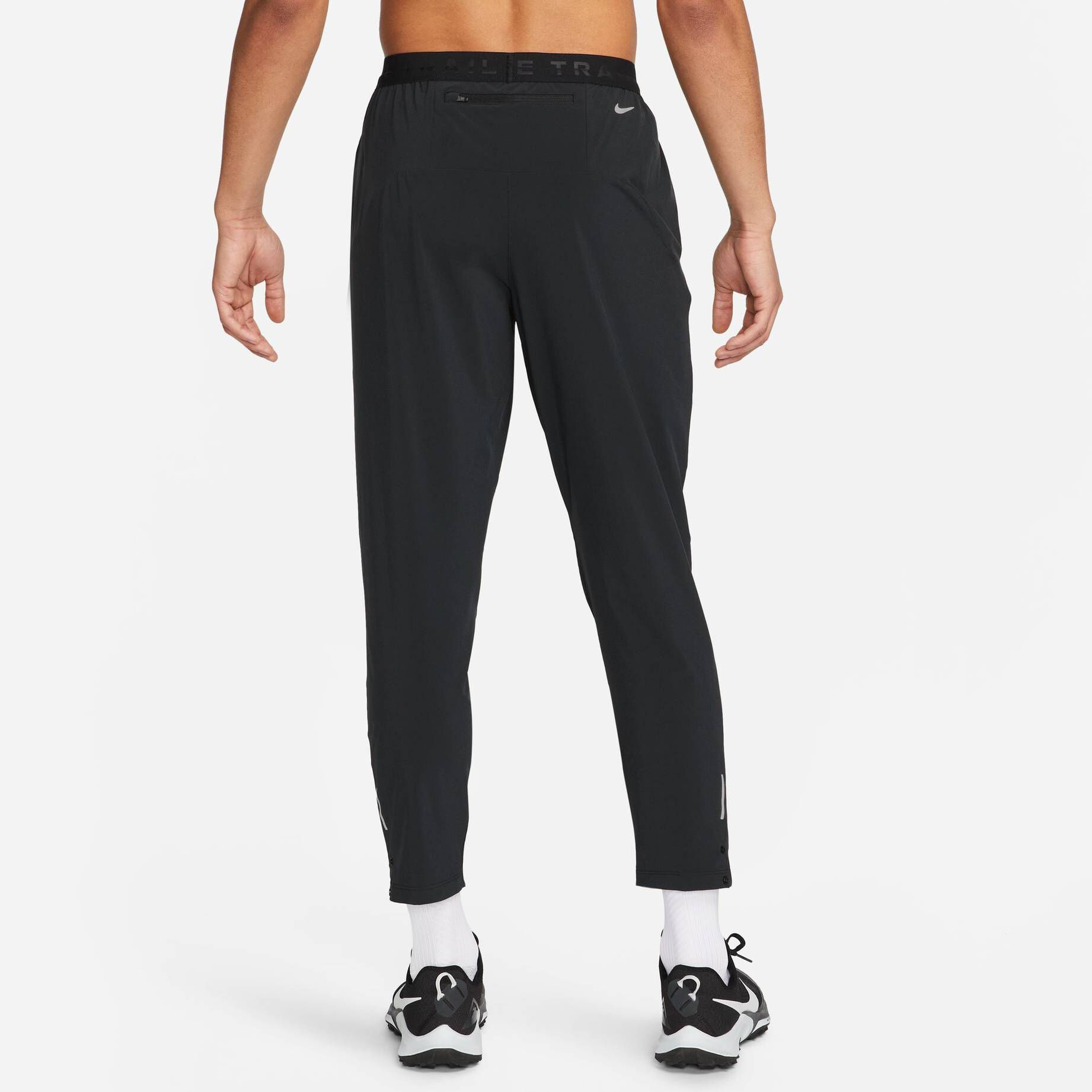 Nike| Herren Laufhose TRAIL DAWN