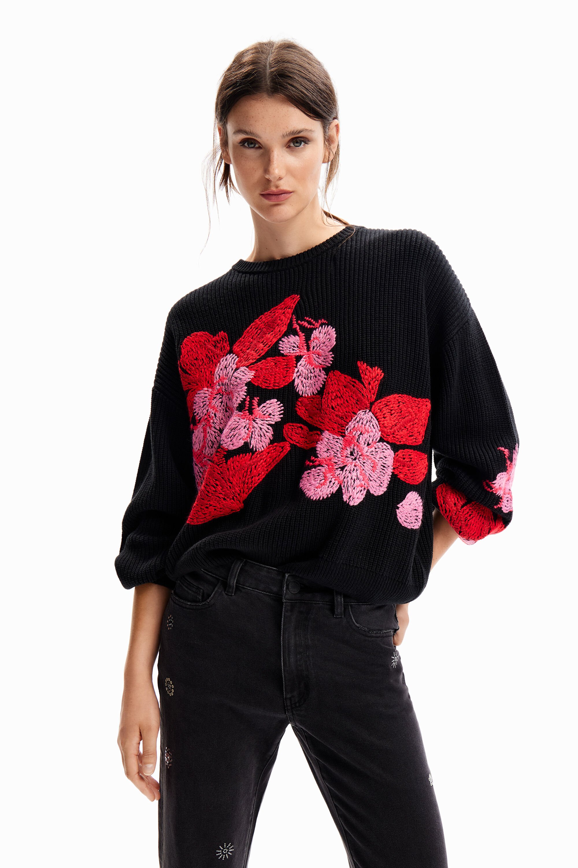 Pull brodé fleurs
