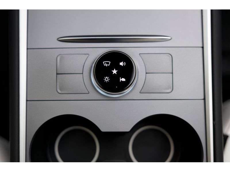 Enhance Enhance Auto – Sexy Knob zum Tesla Modell 3/Y 2021- Bundle – Inkl. Commander und Kabel