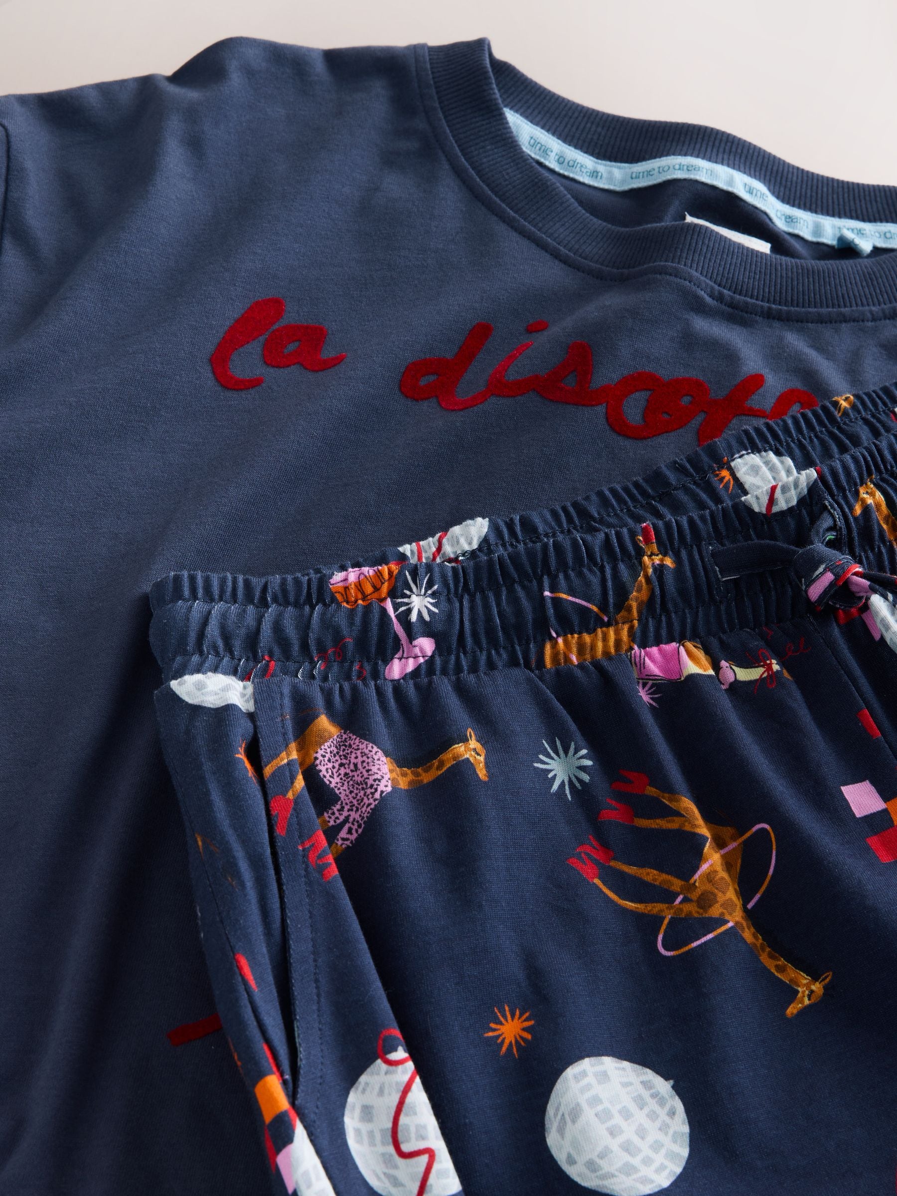 Marineblauw met giraf - Pyjama met korte mouwen