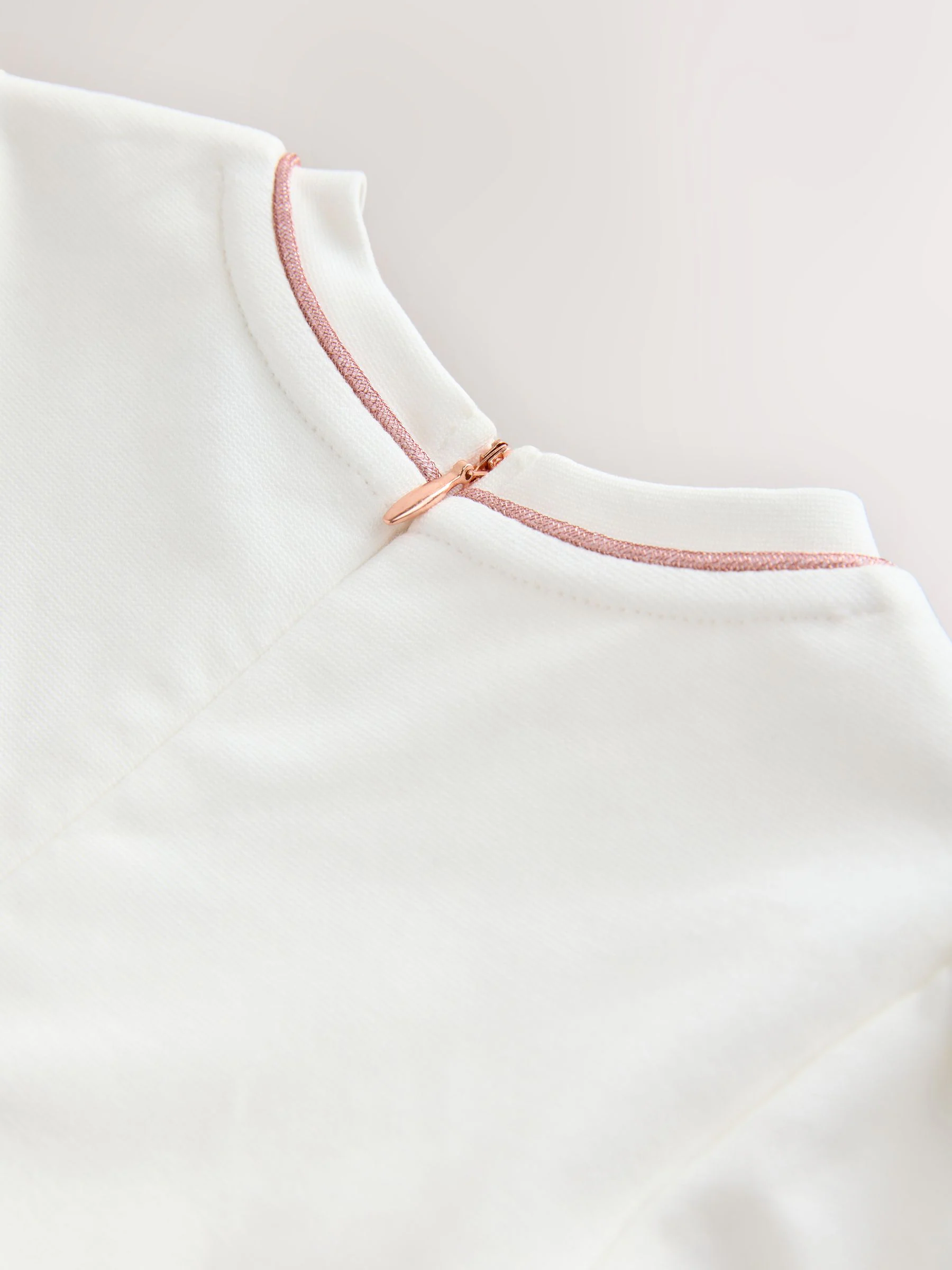 Wit - Baker by Ted Baker Ponte-jurk met gegolfde rand