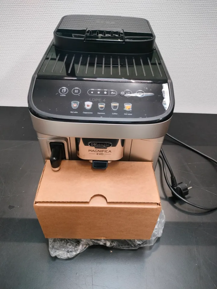 [OUTLET] - De'Longhi Magnifica Evo Fuldautomatisk Kaffemaskine