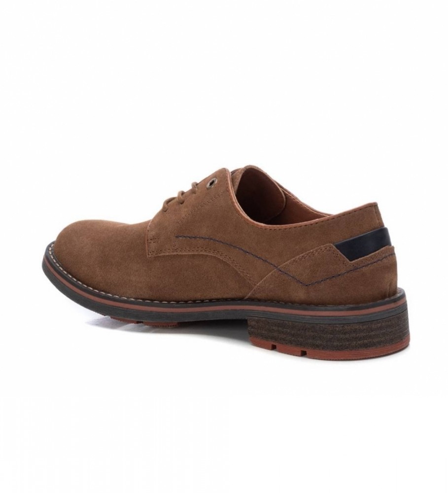 Sapatos Xti de camurça marrom
