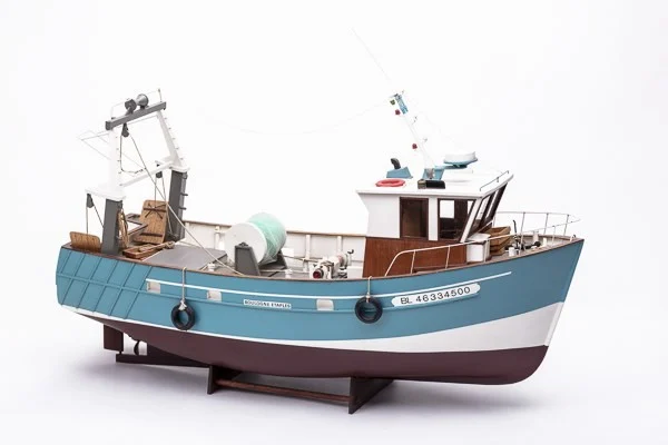 Billing Boats - Boulogne Etaples - Wooden hull (428339)