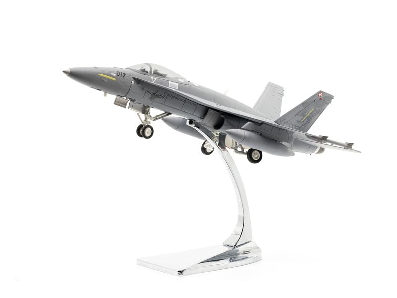 ACE F/A-18C Hornet Falcons Staffel 17 J-5017 1:72 Hornet Metallmodell