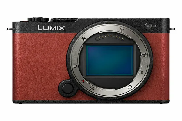 Panasonic Lumix S9   20-60mm F3.5-5.6 Lens, 24,2 MP, 12000 x 8000 pixel, CMOS, 6K Ultra HD, Berøringsskærm, Rød