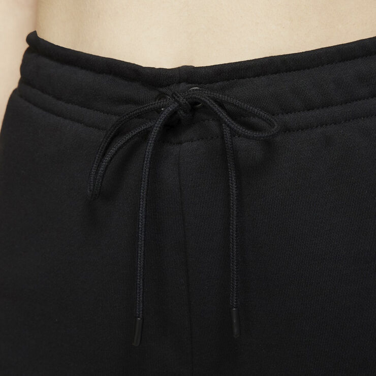 Nike sportswear essential shorts Black