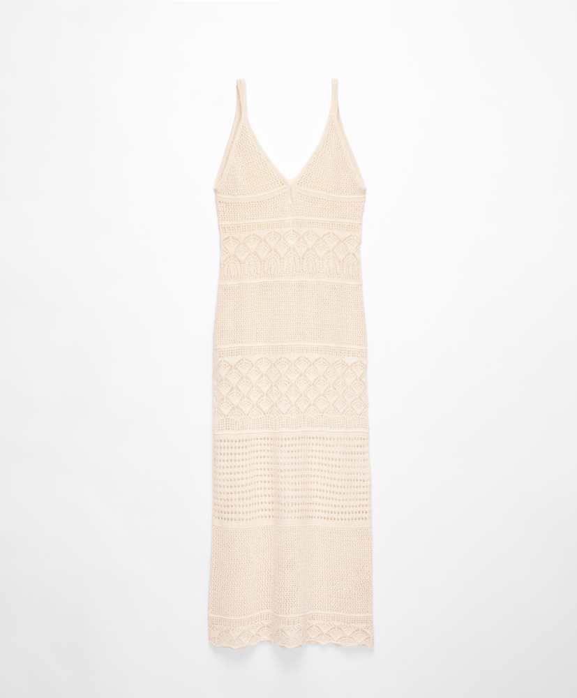 Vestido longo com detalhes em crochê