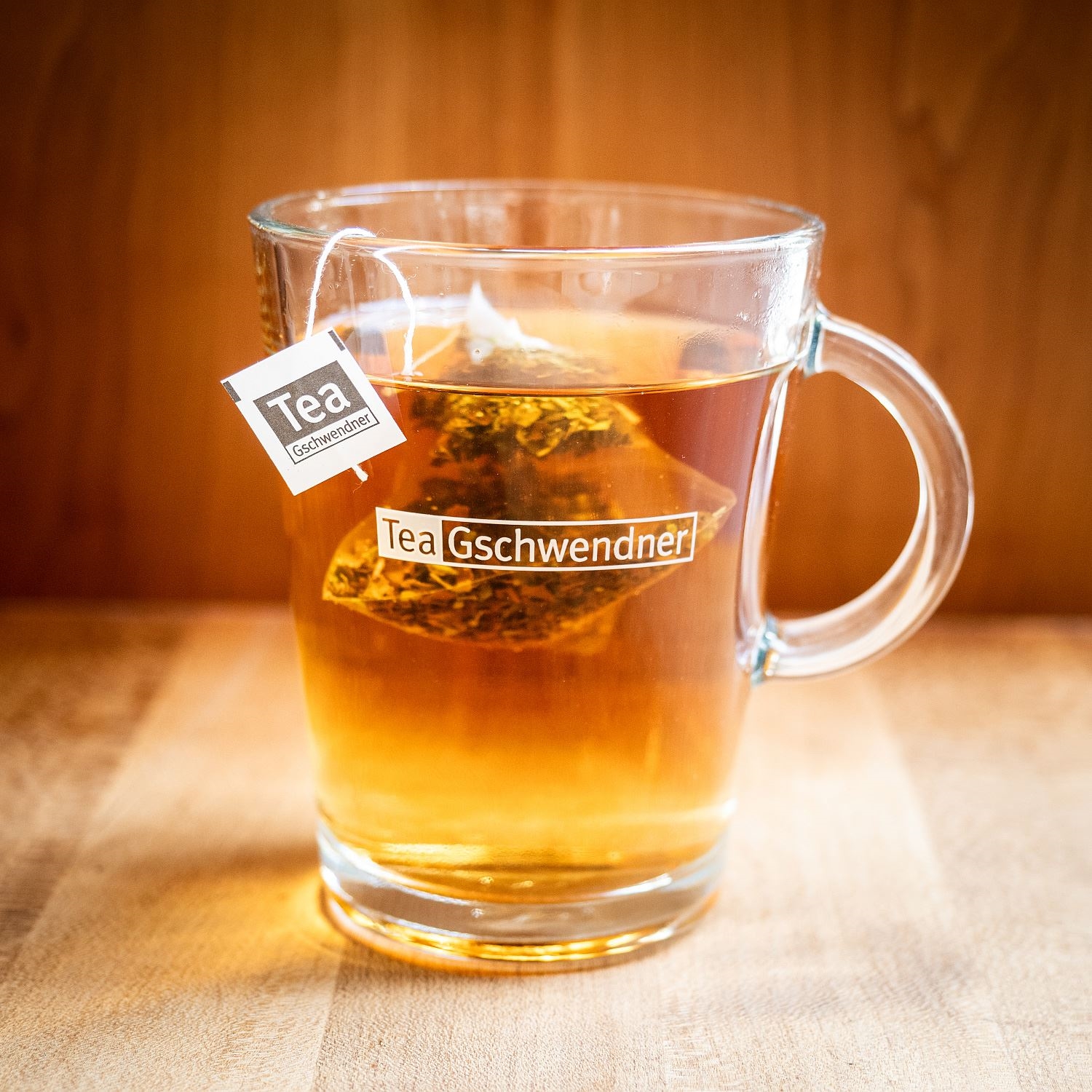 Teeglas Liberty 0,33l mit TeeGschwendner Logo