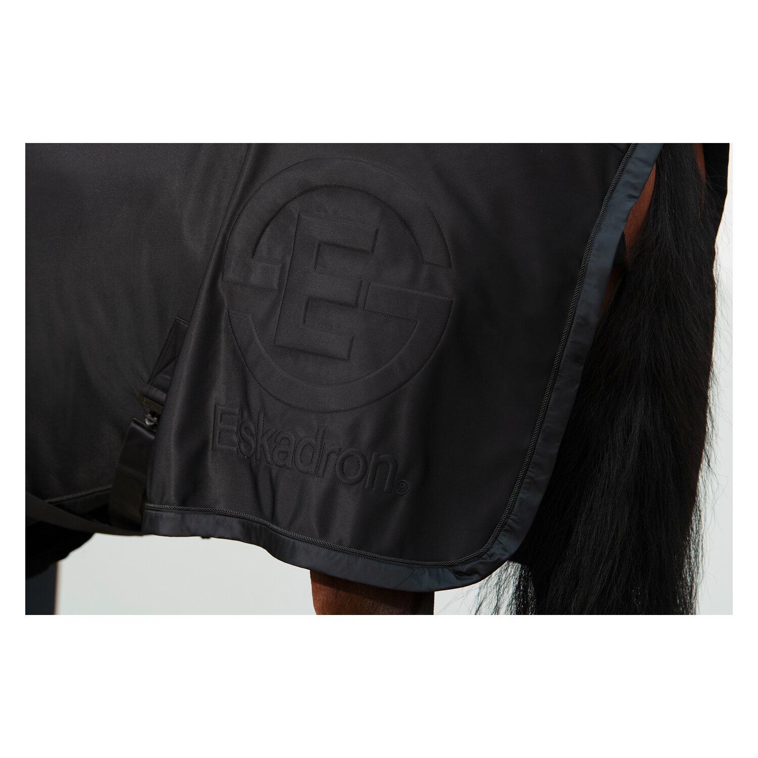 ESKADRON Dynamic Abschwitzdecke Dura Emblem - black